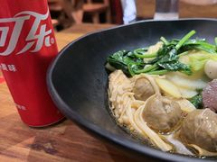 -万记麻辣烫国展总店