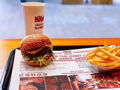 -The Habit Burger Grill 哈比特汉堡(复兴soho店)