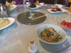 -品悦酒店(三林古镇店)