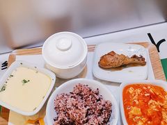 -老乡鸡(上海白玉兰广场店)