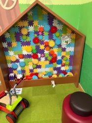 -莫莉幻想儿童乐园(武汉经开永旺店)