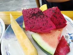 -锤头鲨毛肚海鲜烤肉自助餐厅(国购广场店)