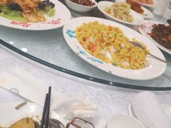 -汇泉王朝大饭店