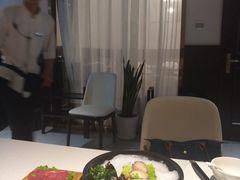 -煲王粤菜餐厅(中侨中心店)