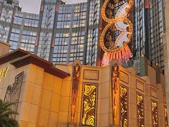 -影汇之星8字形摩天轮