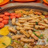 ‼️朋友带我来吃的烤肉 ‼️做梦都在吧唧嘴[流泪]