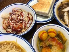 混酱斋肠粉-左记港食(融科天城店)