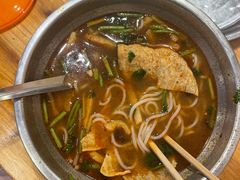 -柳州肥姨妈大骨螺蛳粉(老闵行店)