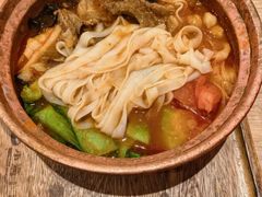 三个番茄雪花牛腩手工粉-小满手工粉(上海月星环球港店)