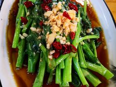 -胡同小馆(新威路店)