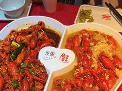 -龙巢盱眙龙虾·牛蛙·烧烤宵夜(八卦岭店)