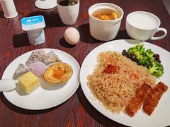 -深圳龙华大浪商业中心亚朵X酒店