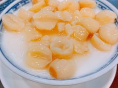 莲子双皮奶-仁信老铺甜品(北京路店)
