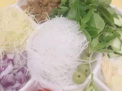 -官塘陈记鱼生·潮汕砂锅粥·牛肉火锅(潮枫路总店)