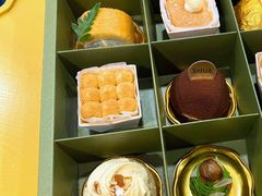-半勺舒舒生日蛋糕店