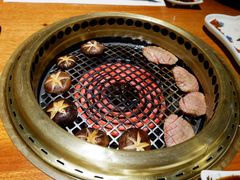 小哥哥帮烤肉-肉魁屋·烧肉·烧鸟·酒场(高新店)