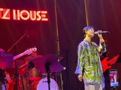 -TZ House音乐现场(来福士中心店)