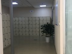 存包处-美年大健康体检中心(西直门分院)