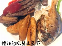 -圣丰索菲特·2 On 988 Café 自助餐厅