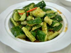 拍青瓜-新苑酒家(嘉宾路店)