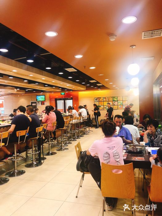 呷哺呷哺(迦南店)大堂图片