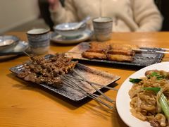 -老板很二(吉大店)