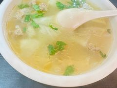 冬瓜粉丝丸子汤-卤煮老北京酱肉馆