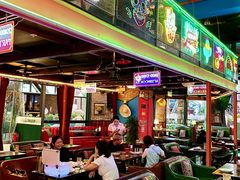 -Famous肥猫墨西哥音乐餐吧(五棵松华熙LIVE店)