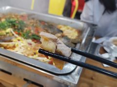 -黑猫馋纸包鱼(阳光店)
