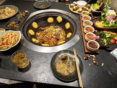溜达鸡锅-蘸小院铁锅炖·蘸酱菜·东北菜(怀远门店)