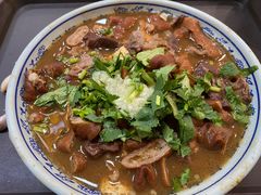 卤煮火烧-门框胡同百年卤煮(新街口店)