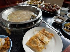 -老来福·非遗酸汤兔(凯旋路店)
