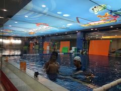 -戊辰亲子游泳俱乐部