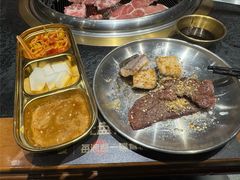 -何发发和牛烧肉·鳗鱼榴莲放题自助(乐峰广场店)