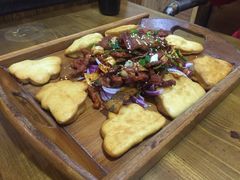 东镇烤三味-老东镇啤酒屋海鲜加工·蒸汽海鲜·海鲜烧烤(台东店)