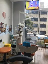 -睿宝儿科·眼科·口腔(静安大悦城门诊部)