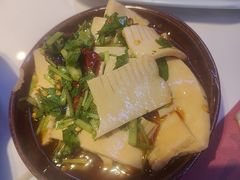 -何师傅美蛙鱼头(汉街店)