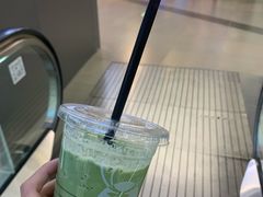 抹茶瑞纳冰-瑞幸咖啡(西铁营万达广场店)