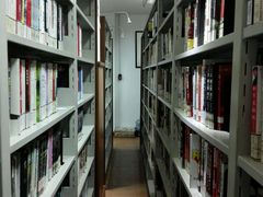 -漕河泾街道图书馆(漕河泾社区文化活动中心店)