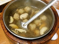 木桶牛元汤-堤角王师傅牛骨头