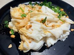 捞起石磨切粉-御品猪腰·地道岭南味(千灯湖店)