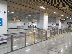 -龙溪路(地铁站)
