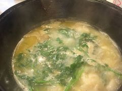 -鲜入围煮花胶鸡海鲜火锅