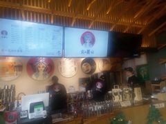 -霸王茶姬(五一路店)