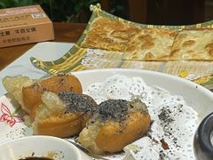 -乡土黄·鲜牛肉火锅·小龙虾(兴业街店)