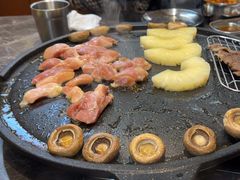 -彭妈家•韩国烤肉料理(张杨路店)