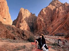 -天山神秘大峡谷