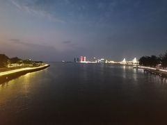 -万绿园