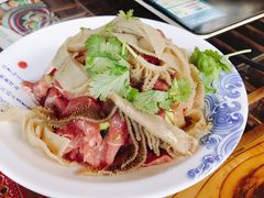 酸汤牛肉锅-侯家庄阿才有品私房菜馆