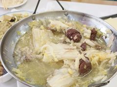 -一口猪海鲜浑锅·东北家常菜